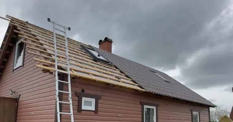 Katuse roovitus ja aluskate paigaldamisel